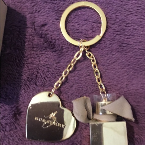Authentic Burberry Herat & Perfume Bottle Keychain, NIB - Picture 3 of 13